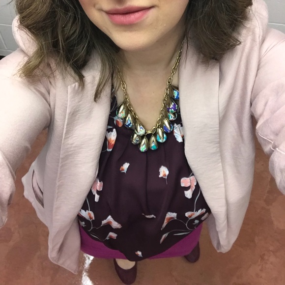 Meet your Posher, Jennifer - Picture 2 of 8